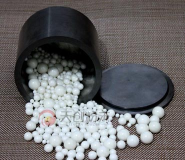 ����Ӳ�|�Ͻ���ĥ��